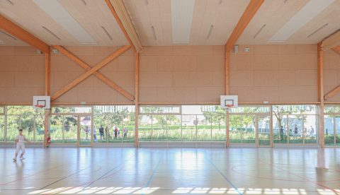 Vue extérieur du nouveau gymnase Kléber à Haguenau (67) - projet réalisé par Yannick GROSSE